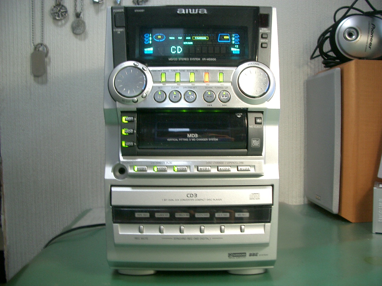 AIWA MD/CDステレオコンポ XR-MD500の修理 AIWA MD/CDステレオコンポ XR-MD500の修理